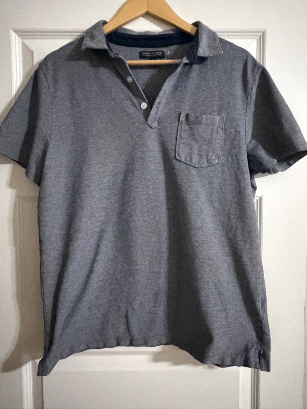 Banana Republic Men's Heather Gray Polo with Chest Pocket